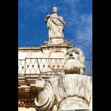 CONVIVENZE FORZATE UNESCO MODICA ABUSI EDILIZI